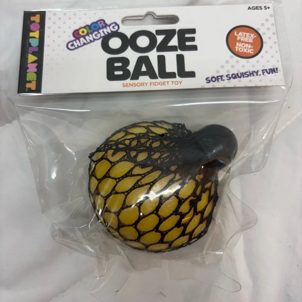 NWT Color Changing Ooze Ball Sensory Fidget Toy- Toy Planet yellow & orange